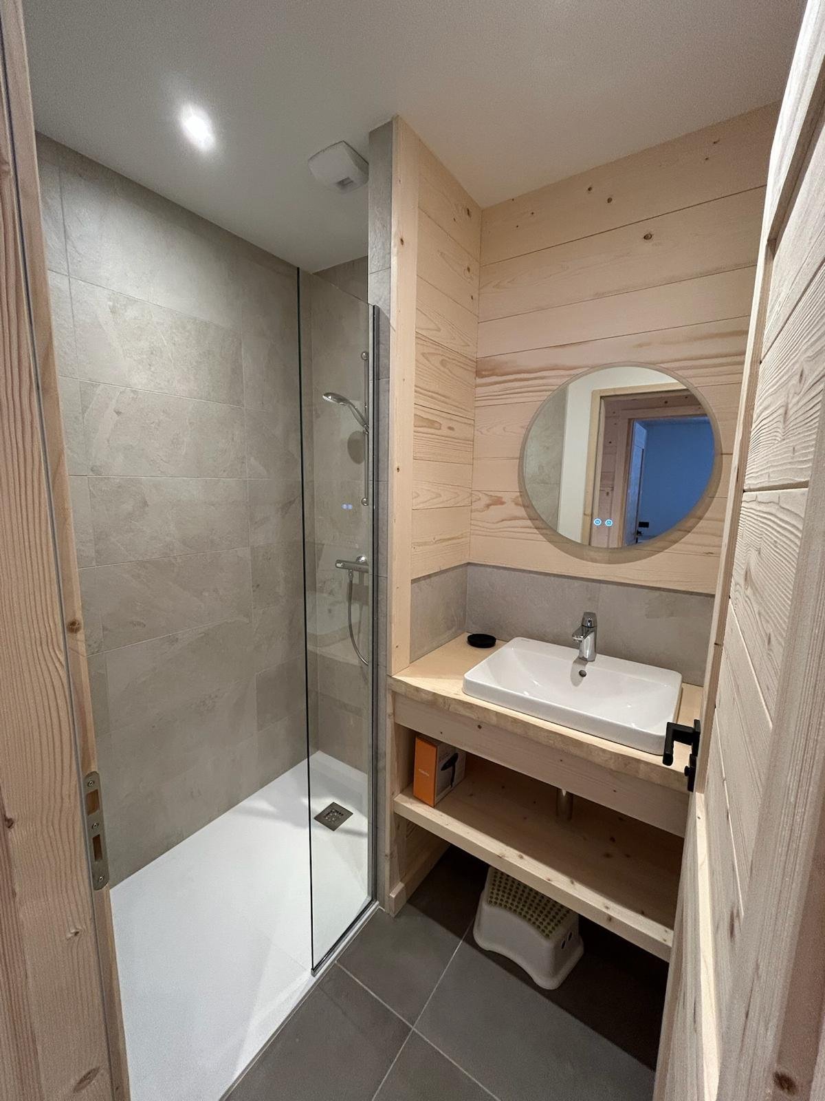 Salle de douche 1